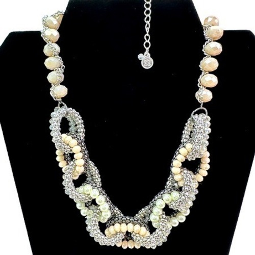 VERA WANG Beaded Statement Necklace Champagne Pearl Silver Tone Bib Collar